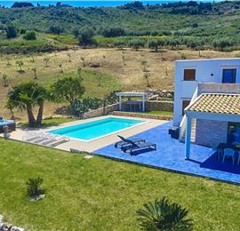 3 bedroom villa with pool, Scopello, sleeps 6